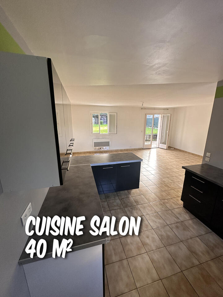 Cuisine ouverte sur salon