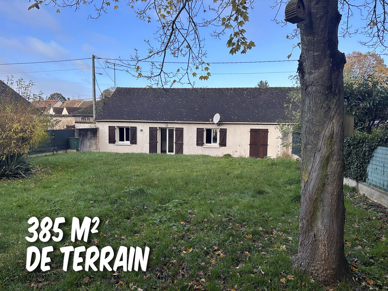 385 m2 de terrain